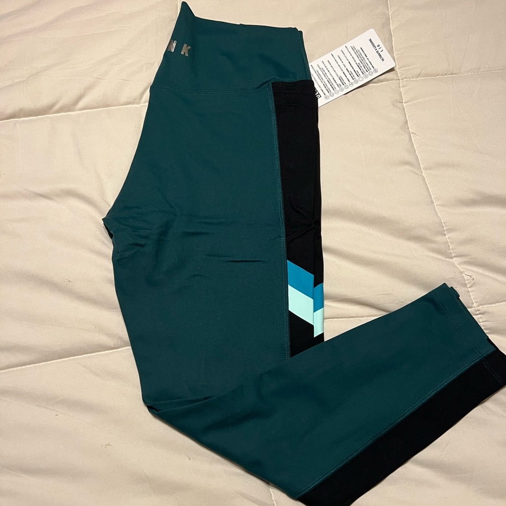 NWT Victoria secret leggings